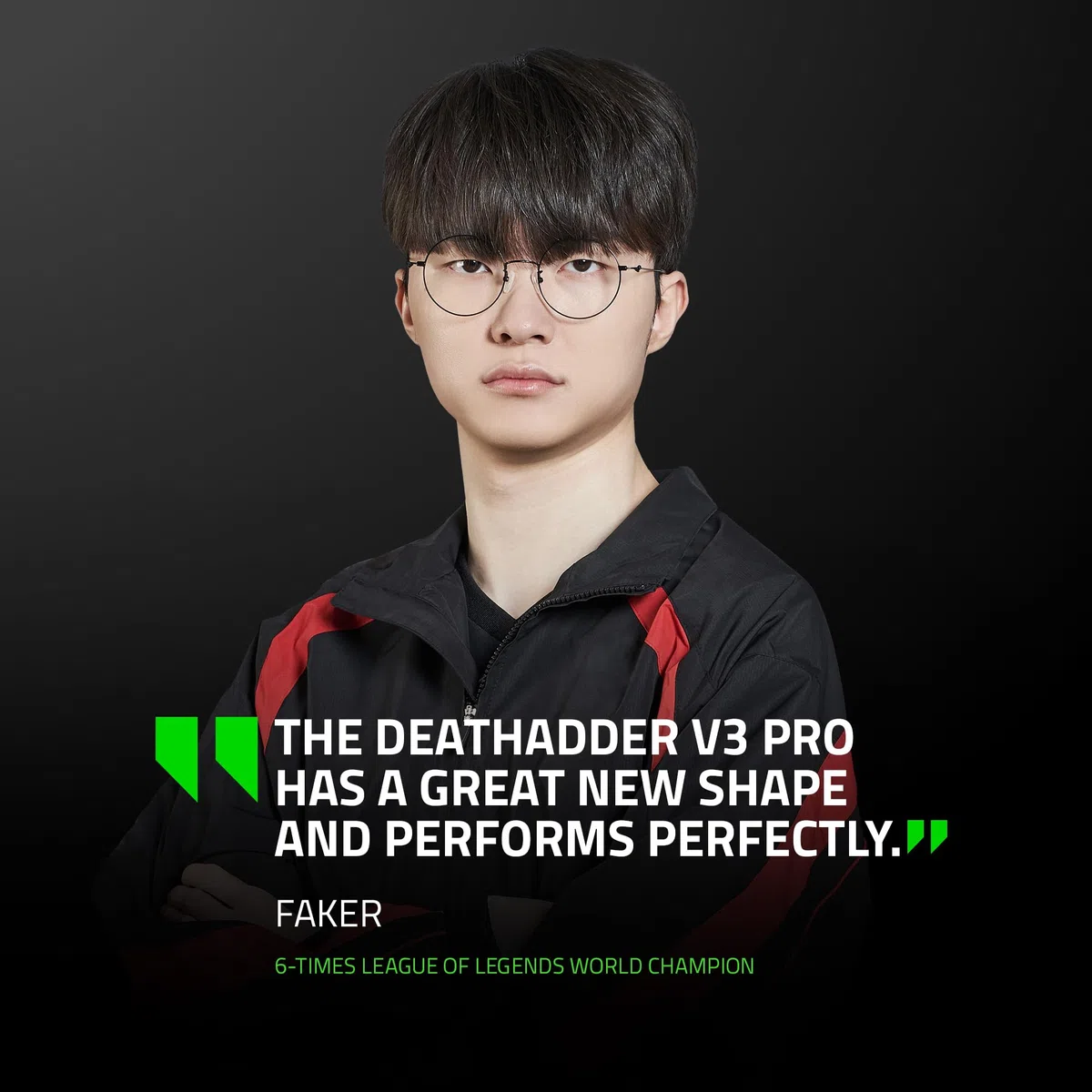 Razer DeathAdder V3 Pro Souris de jeu sans fil + dongle sans fil Hyperpolling : 63 g Ultra léger - Capteur optique Focus Pro 30K - Commutateurs optiques Gen 3-5 touches programmables - Noir