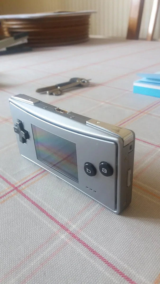 GAME BOY MICRO SILVER GBA*DEL*