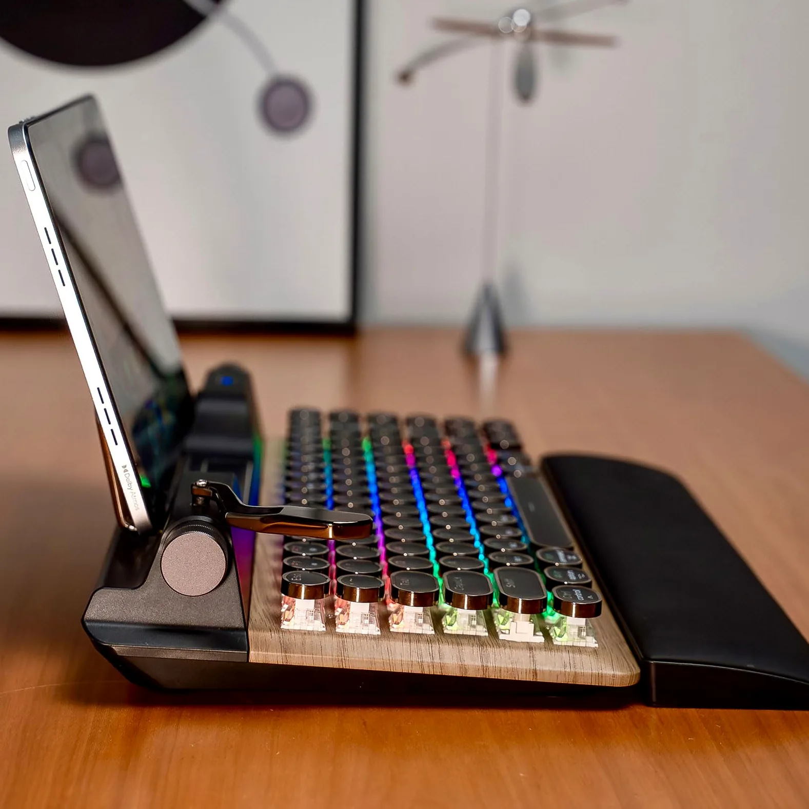 VBESTLIFE Clavier de Jeu Mécanique sans Fil Rétro avec Bluetooth 5.0, 84 Touches, Interrupteurs Bleus, Touchap Rond Punk, Rétro-éclairage RVB, Repos du Poignet